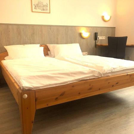Hotel Orthwein -Kostenfreie Parkplaetze- Cölbe Εξωτερικό φωτογραφία