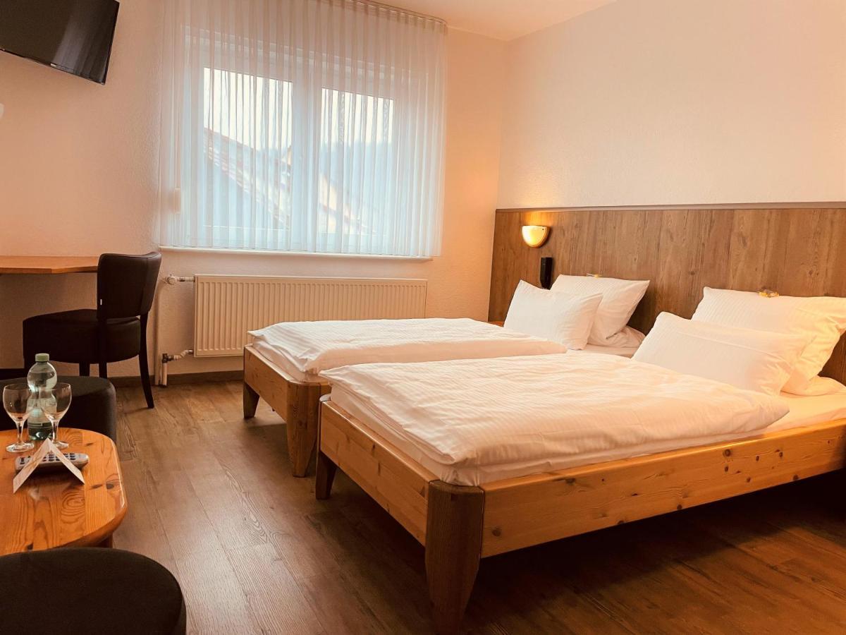 Hotel Orthwein -Kostenfreie Parkplaetze- Cölbe Εξωτερικό φωτογραφία