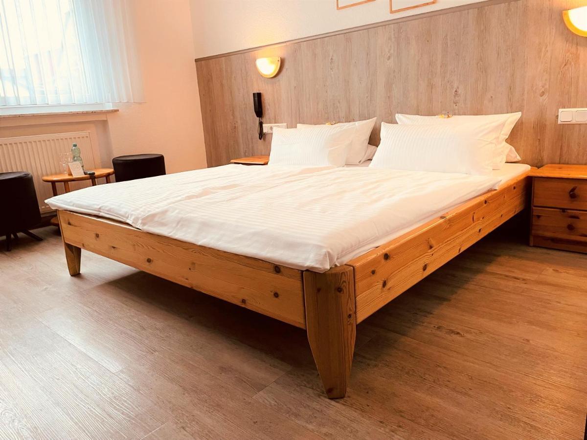 Hotel Orthwein -Kostenfreie Parkplaetze- Cölbe Εξωτερικό φωτογραφία