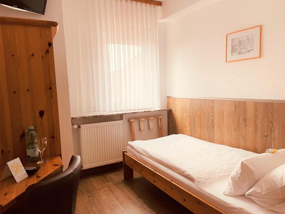 Hotel Orthwein -Kostenfreie Parkplaetze- Cölbe Εξωτερικό φωτογραφία