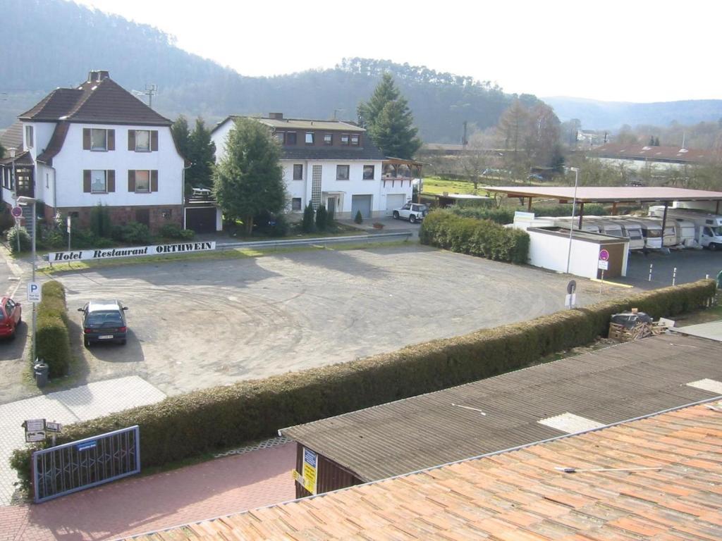 Hotel Orthwein -Kostenfreie Parkplaetze- Cölbe Εξωτερικό φωτογραφία